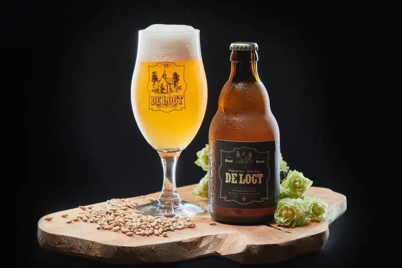 Glas en flesje De Logt, blond bier
